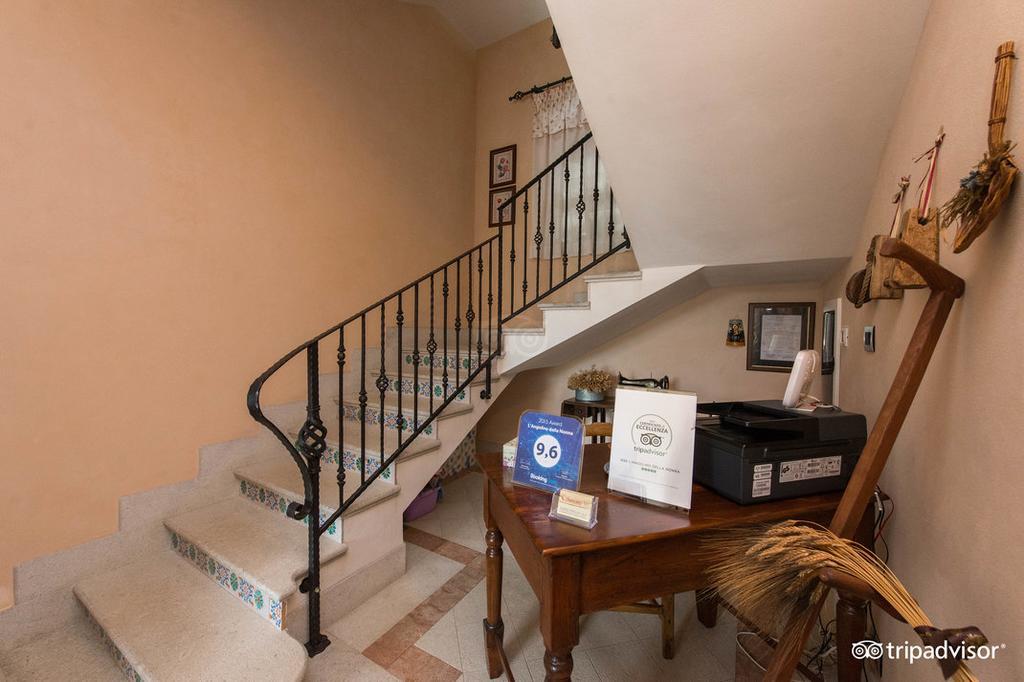 B&B L'Angolino Della Nonna Castelluzzo Exterior photo