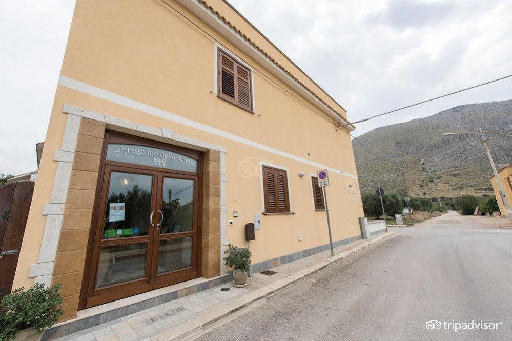 B&B L'Angolino Della Nonna Castelluzzo Exterior photo